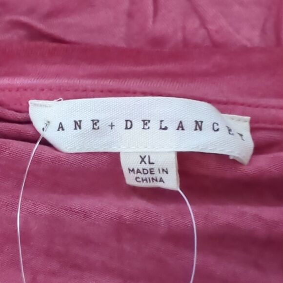 NWT Jane+Delancey Red Space Dye V Neck Sleeveless Blouse - Picture 4 of 5